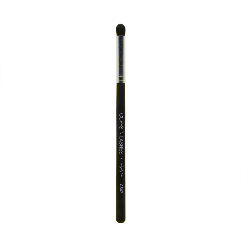 Cuffs N Lashes X Shystyles Makeup Brush - CS 07 Short Dome Shaped Brush