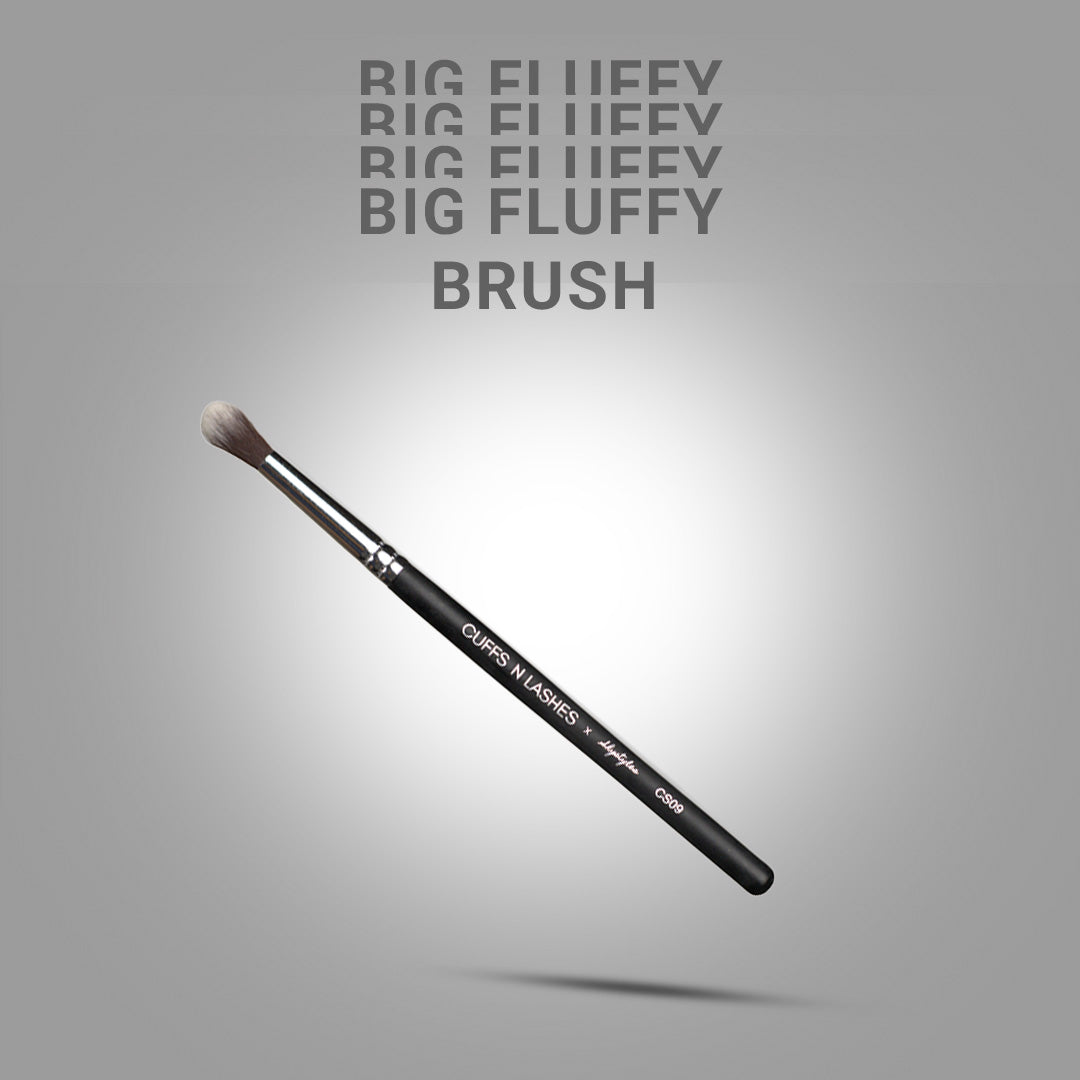Cuffs N Lashes X Shystyles Makeup Brush - CS 09 Big Fluffy Brush