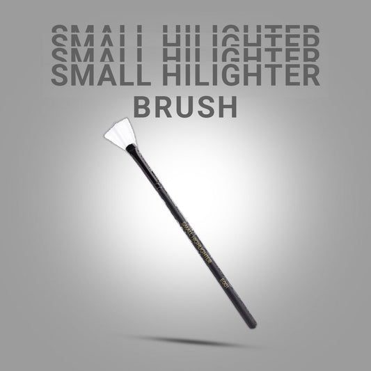 Cuffs N Lashes Makeup Brushes E001 - Small Highlighter Brush