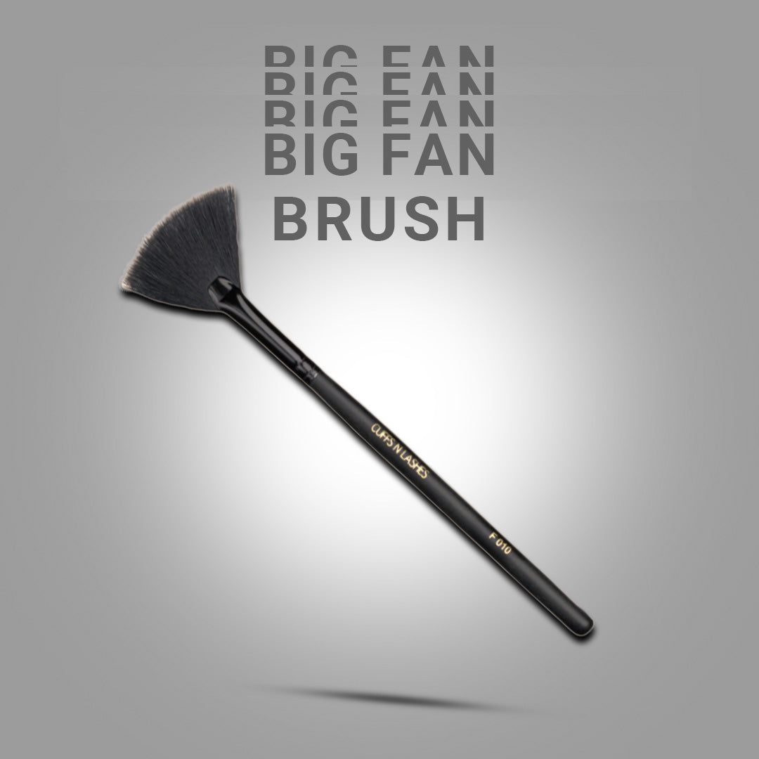 Cuffs N Lashes Makeup Brushes, F010 Big Fan Brush