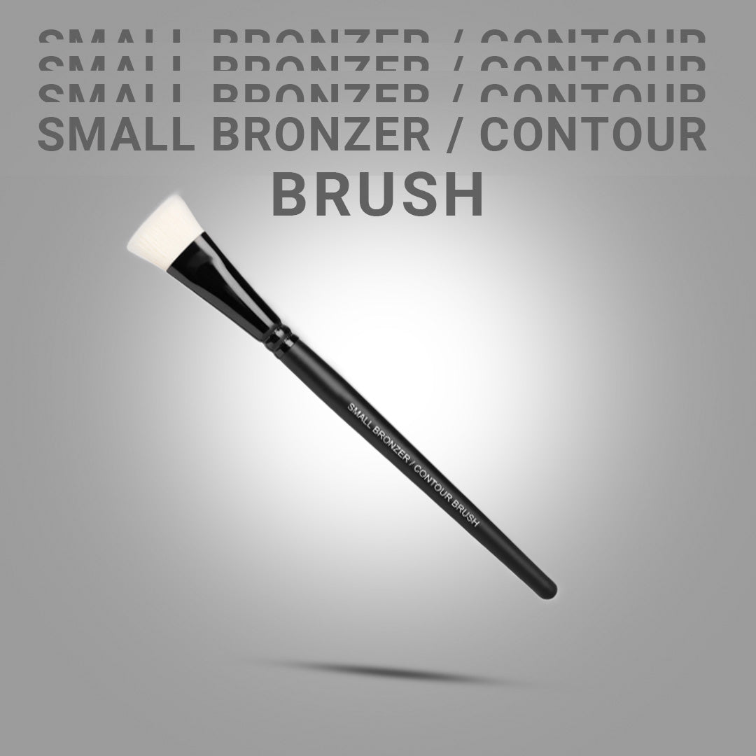 Cuffs N Lashes Makeup Brushes, F026 SMALL BRONZER/CONTOUR BRUSH
