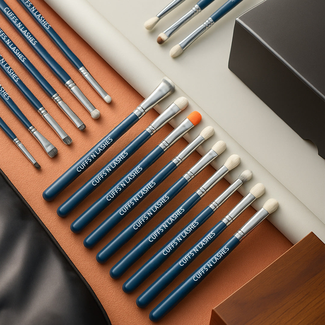 Cuffs N Lashes, The ULTIMATE Eye Brush set, Set of 18